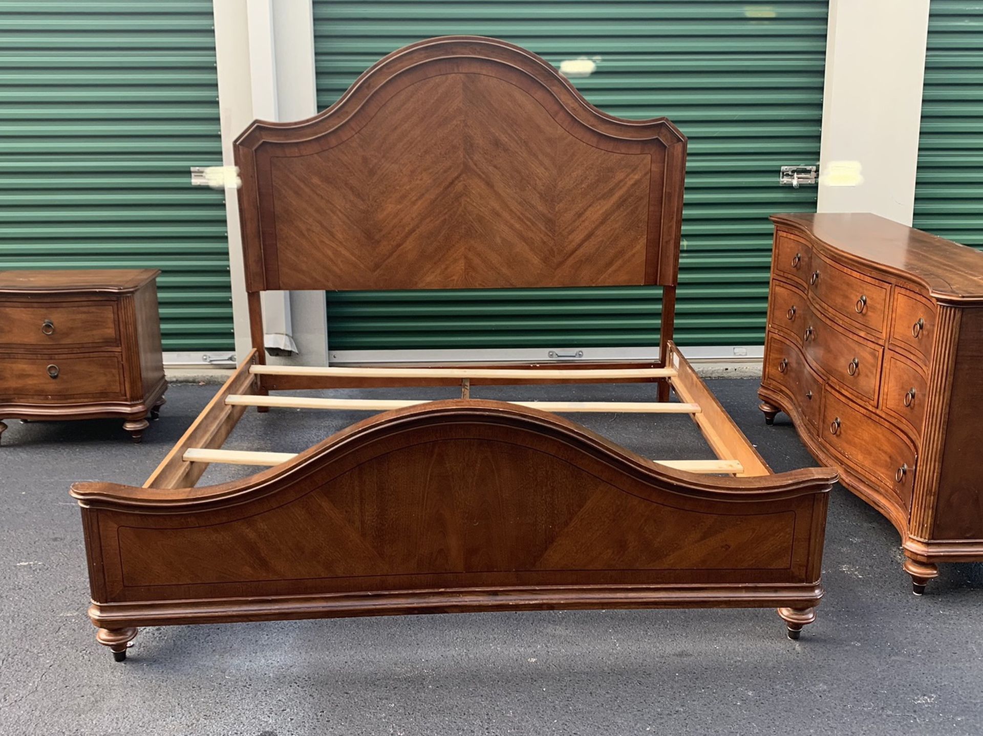 King Bedroom Set - Delivery Available