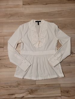 BCBG MAXAZRIA WHITE DETAILED BLOUSE Size MEDIUM SIDE ZIPPER LONG SLEEVE