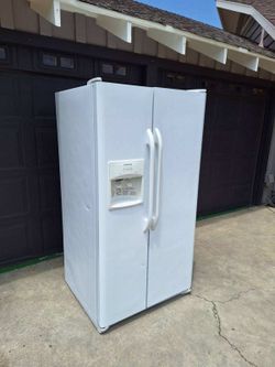 Frigidaire Refrigerator