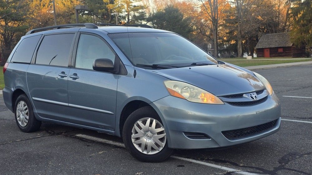 2006 Toyota Sienna