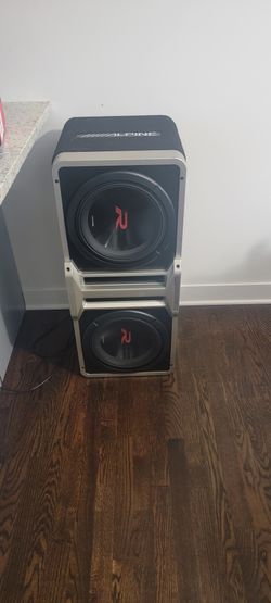 2 Alpine Type R 12S And KICKER CXA1800.1