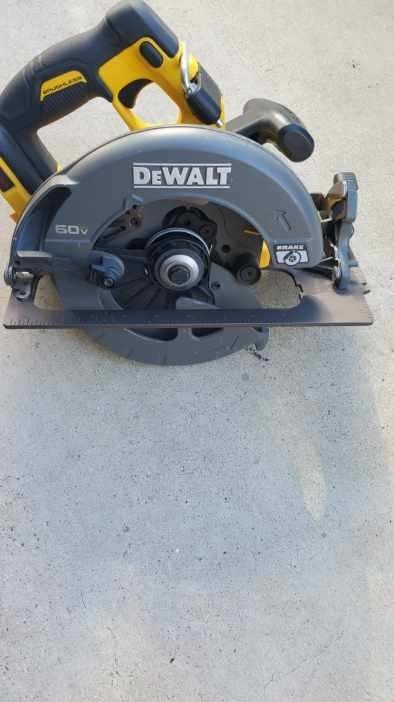 Dewalt 7 1/4 Cordless Circular Saw DCS578