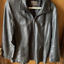 Ladies Leather Jacket (L)
