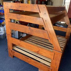 Bunk Bed. Twin Over Full