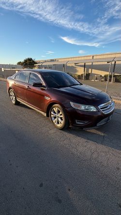 2010 Ford Taurus