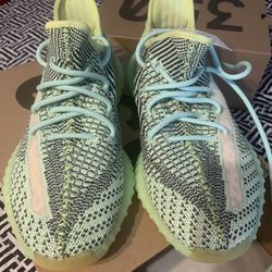 Yeezy Boost 350 V2 Yeeree “BRAND NEW” Size 9