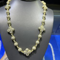 Yellow gold moissanite clover ball chain