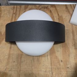 BATHROOM  VANITY LAMP