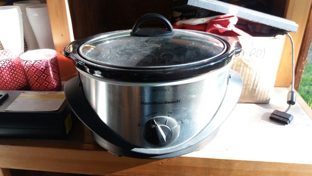 Crock pots slow cookers