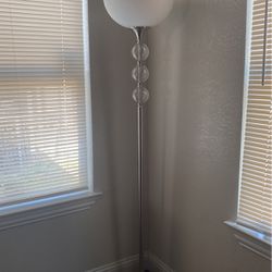 Stand Up Lamp 