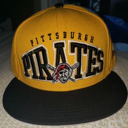 Pirates Fitted Hat 7 3/4