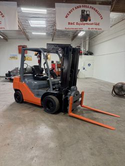 Forklift
