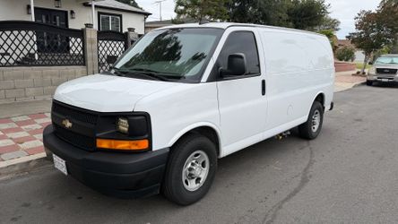 2017 Chevrolet Express 2500