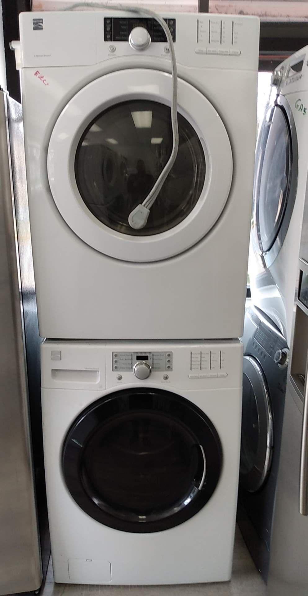Kenmore Washer And Electric Dryer Set For $690