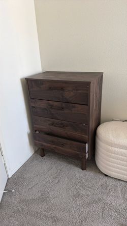 Dark Walnut 5-Drawer Chest Dresser