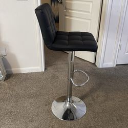 Set of 4 bar stools