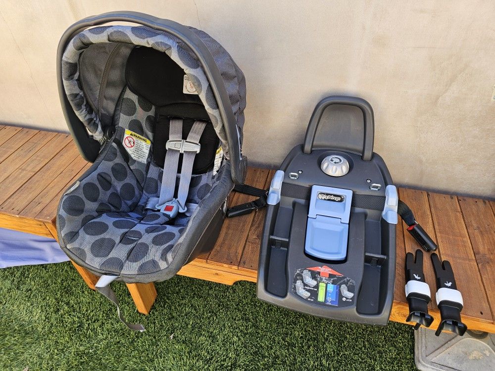 Peg Perego Primo Viaggio 4-35 Nido Infant Car Seat with Bugaboo Adapter