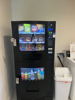 Combo vending machine SM2300