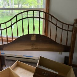 Queen Size WOOD Headboard And Vanity Mirror