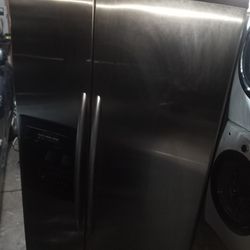 Nice And Clean Stainless KitchenAid Refrigerator 