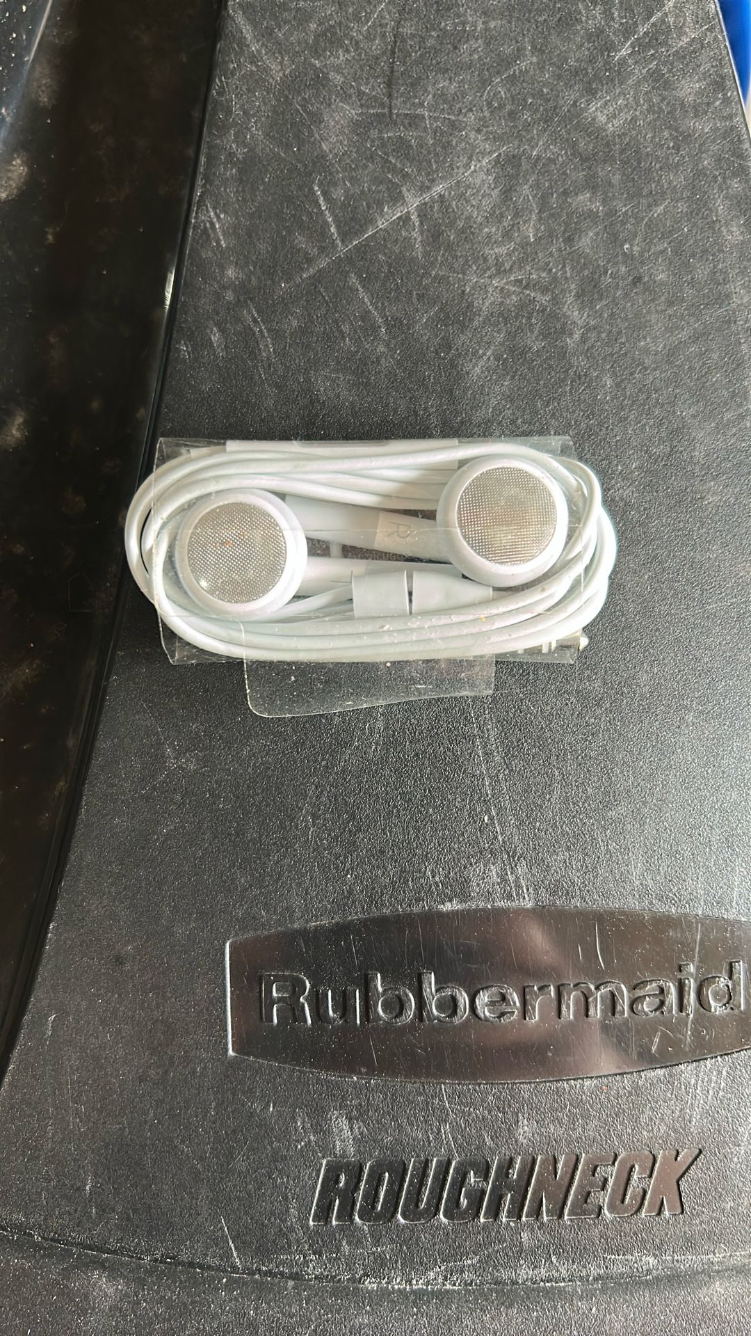 Apple wired Earbuds 