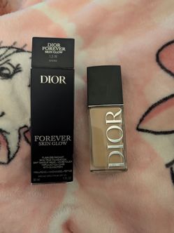 LIKE NEW DIOR FOUNDATION