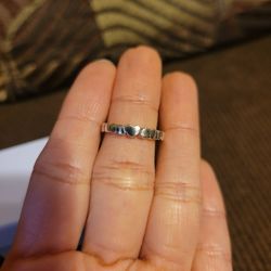 Women's 925 Sterling Silver Heart Band Ring Size 6