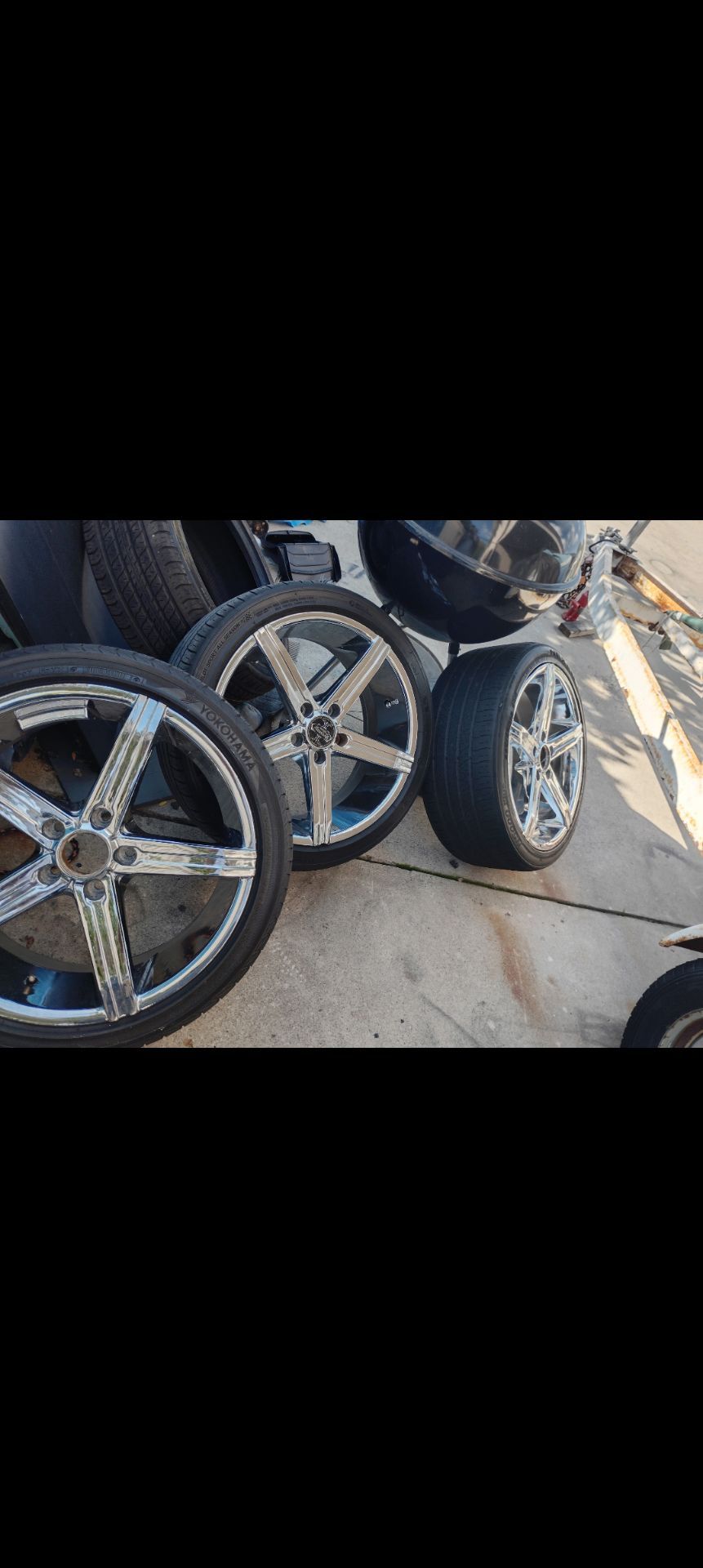 18"rims universe bolt pattern+ semi new tires