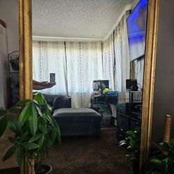 Beautiful antique mirror gold.