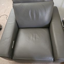 Copenhagen motorized recliner couch