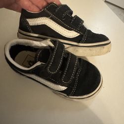 Toddler Vans Size 7.0 Velcrow vans  