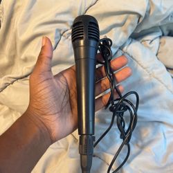 Microphone