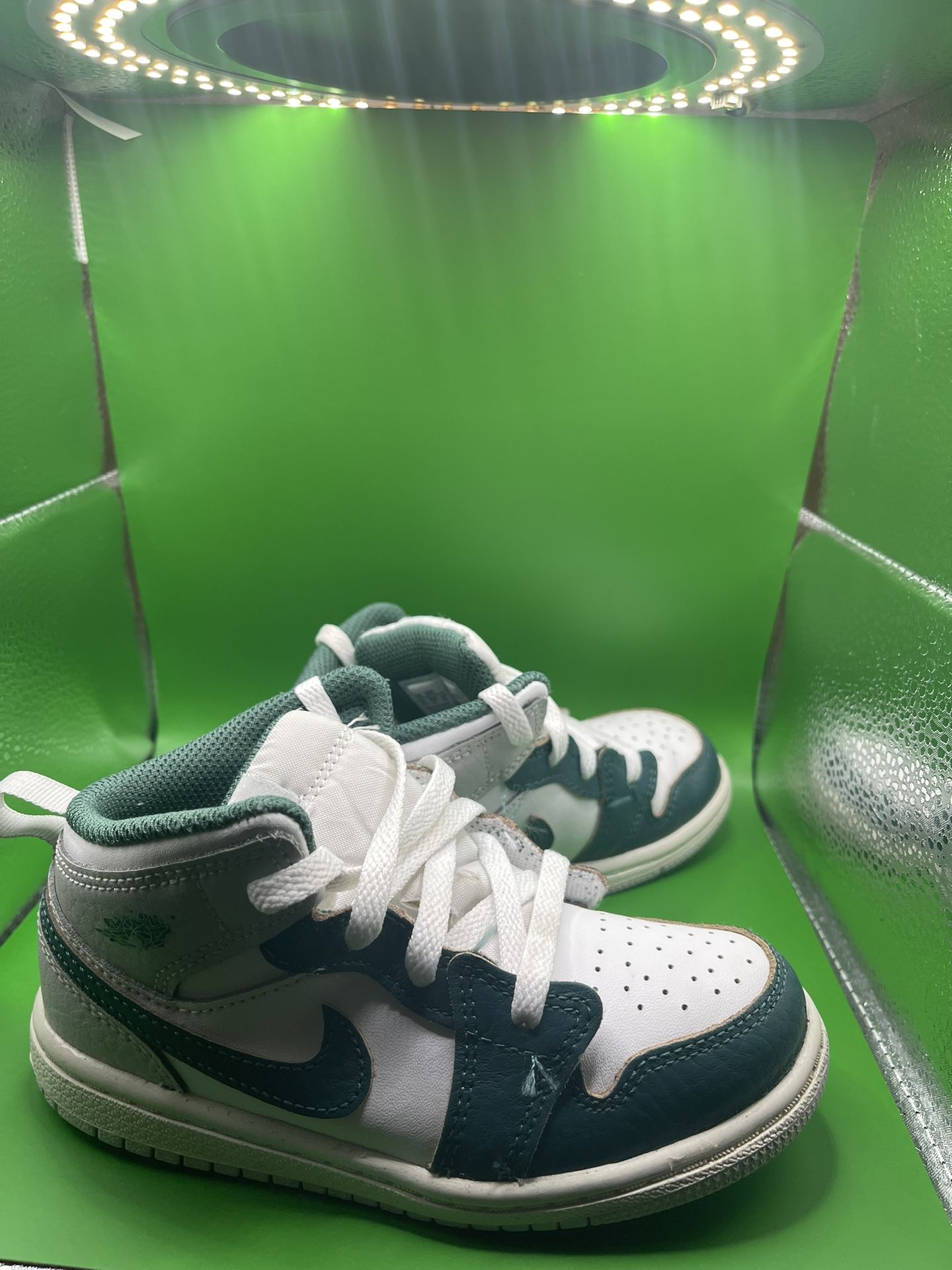 Size 10c Nike Teal And White