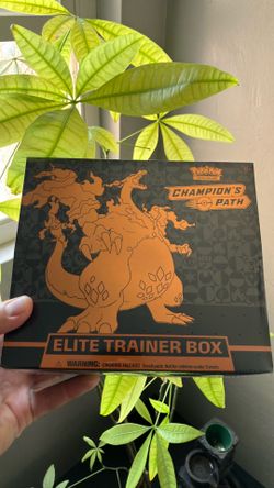 Charizard elite trainer box