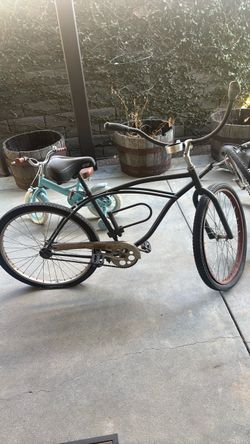 Schwinn beach cruiser