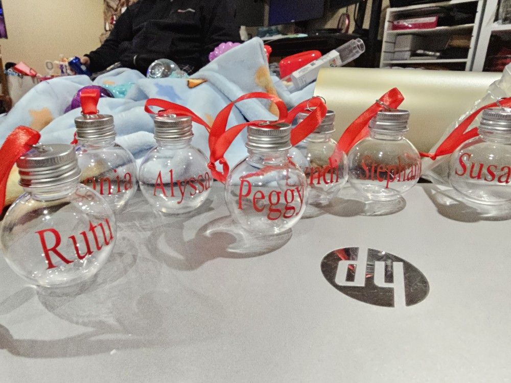 Mini Hanging Christmas Tree And Hanging Ornament 