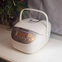 Panasonic Rice Cooker