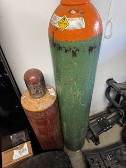 Oxygen/Acetylene Tanks