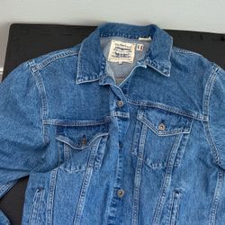 Levis Jacket Unisex Size m