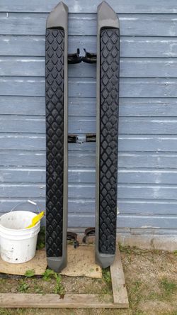 OBO 2012 Nissan Frontier Crew Cab Steps Or Extera REDUCED