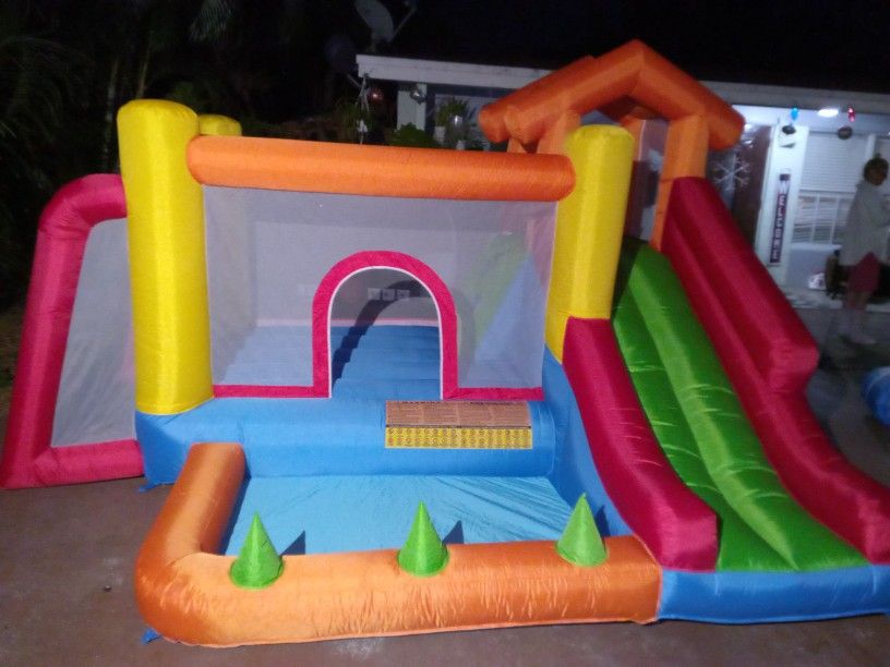 Available Bounce House With Pool And Slide