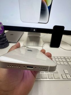 iPhone 14 Starlight 128GB Unlocked For All Carriers