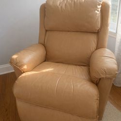 Lazy Boy type of Recliner Chair