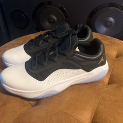 Jordan 11 Low CMFT