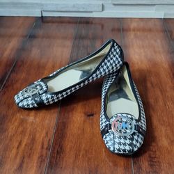 Michael Kors Houndstooth MK Logo Ballet Flats Size 6.5 Black White