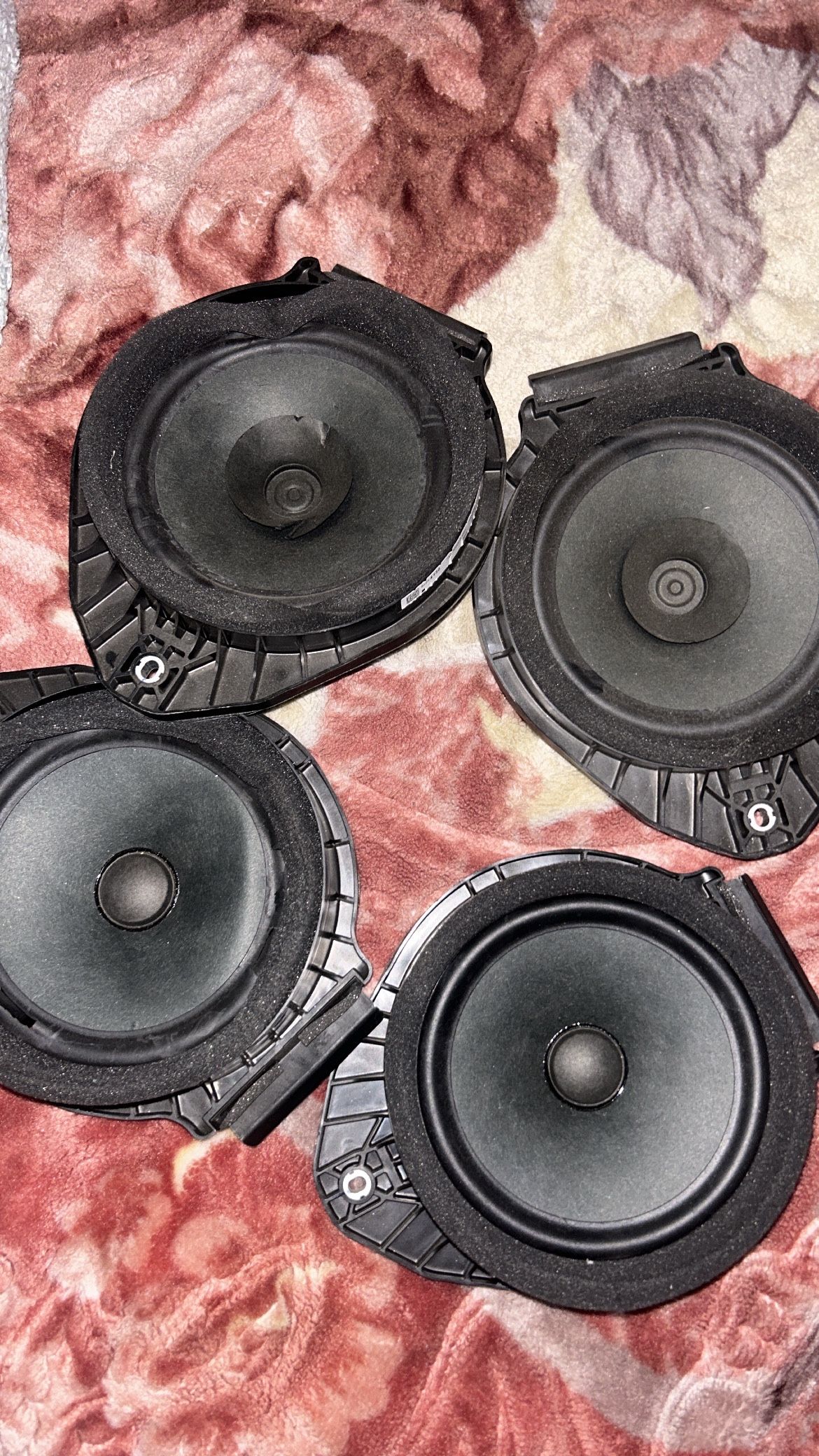 4 Door Jbl Audio Speakers They Came In A Chevy Malibu