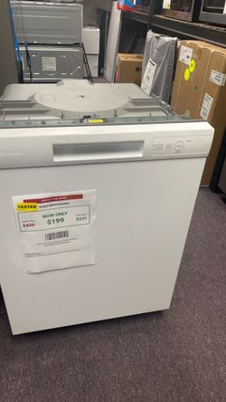 Hotpoint 24-in Front Control Built -in Diswasher (White)60-Decibel