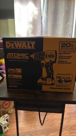 DEWALT DRILL