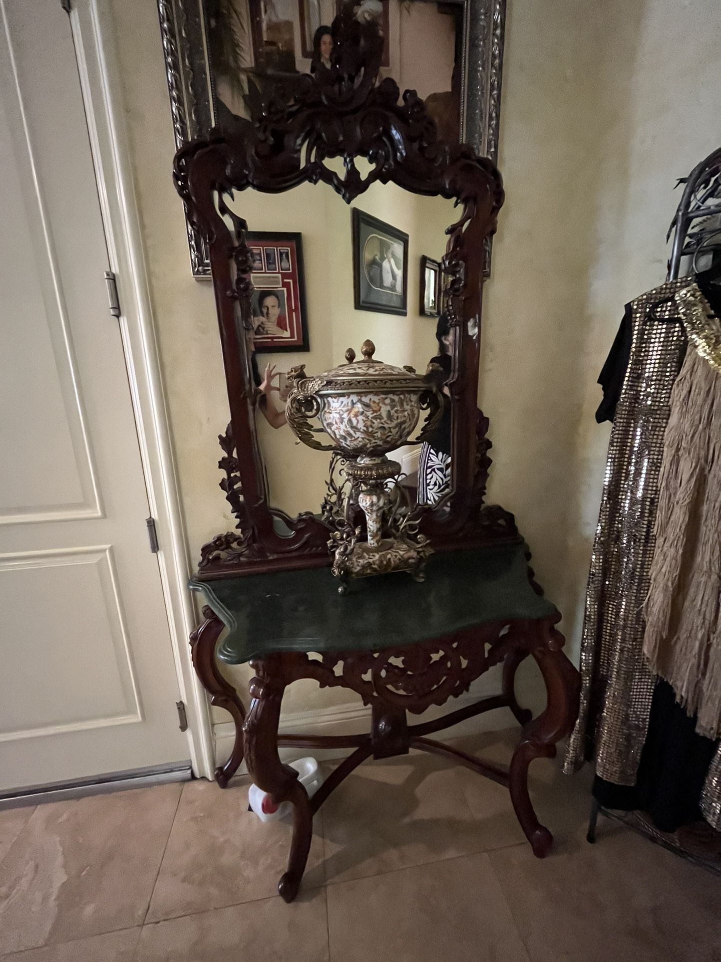 Antique Marble Stand With Mirror