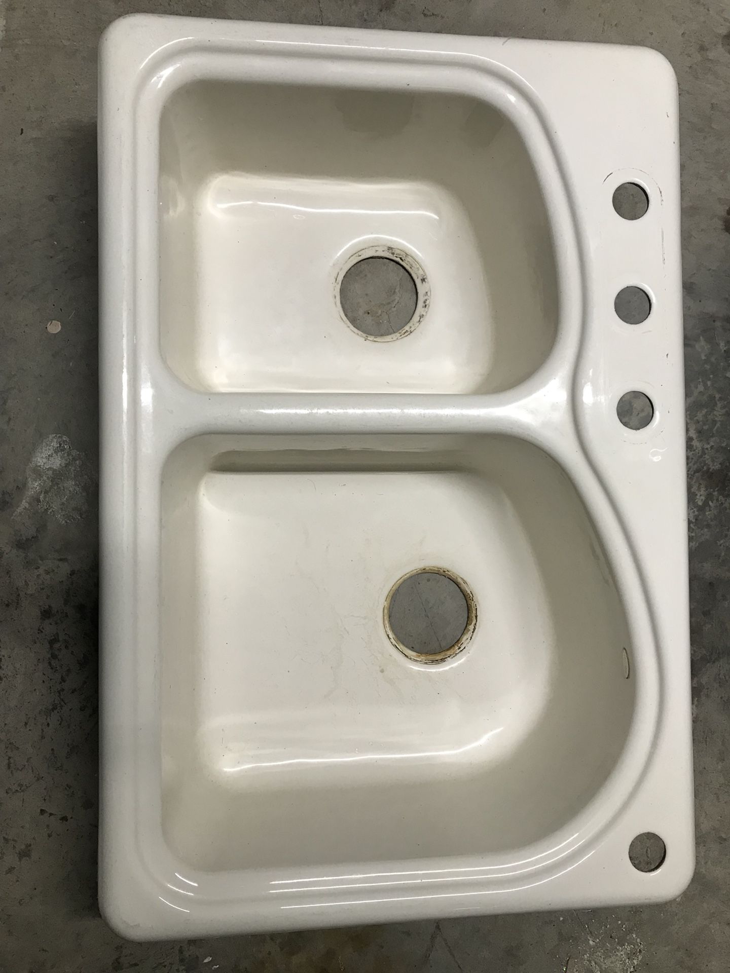 Kitchen sink - Koehler cast iron, almond color